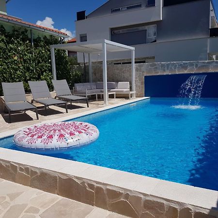 Apartmani Vincek Vodice Bagian luar foto