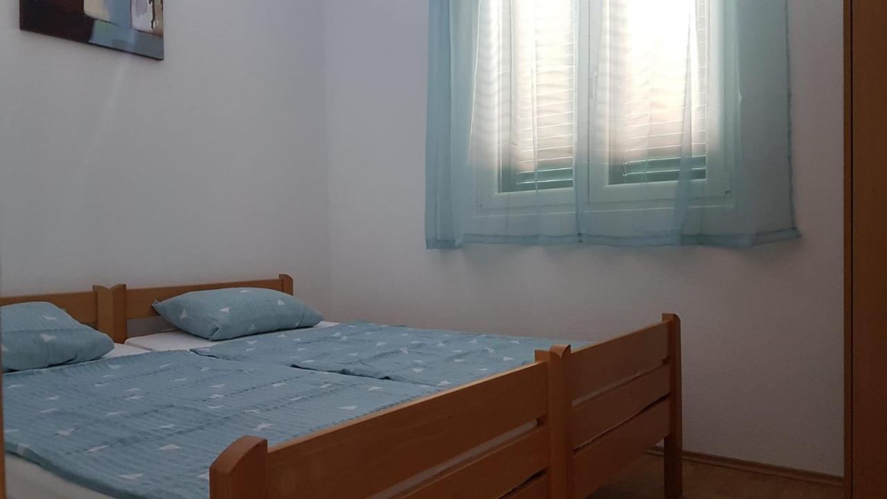 Apartmani Vincek Vodice Bagian luar foto