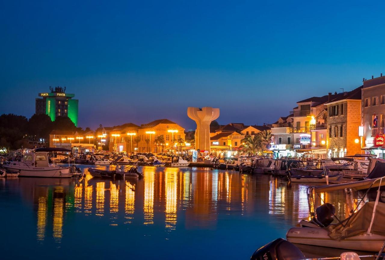 Apartmani Vincek Vodice Bagian luar foto